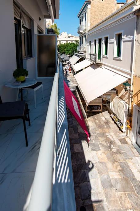 Plaka Rafaela Elegant Urban Retreat In Athens Historic Heart Appartement Buitenkant foto